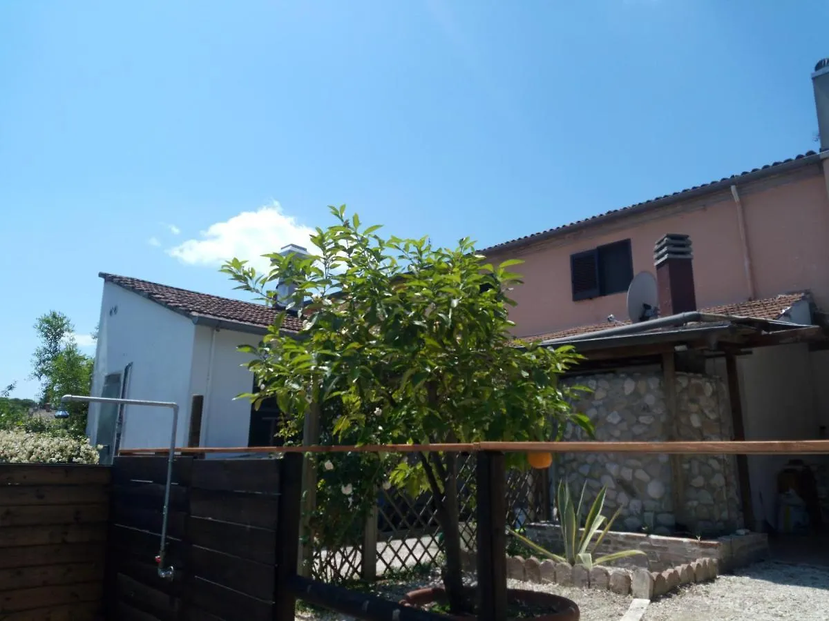 Ca'Silvia Bed & Breakfast San Savino  0*, San Savino (Rimini)