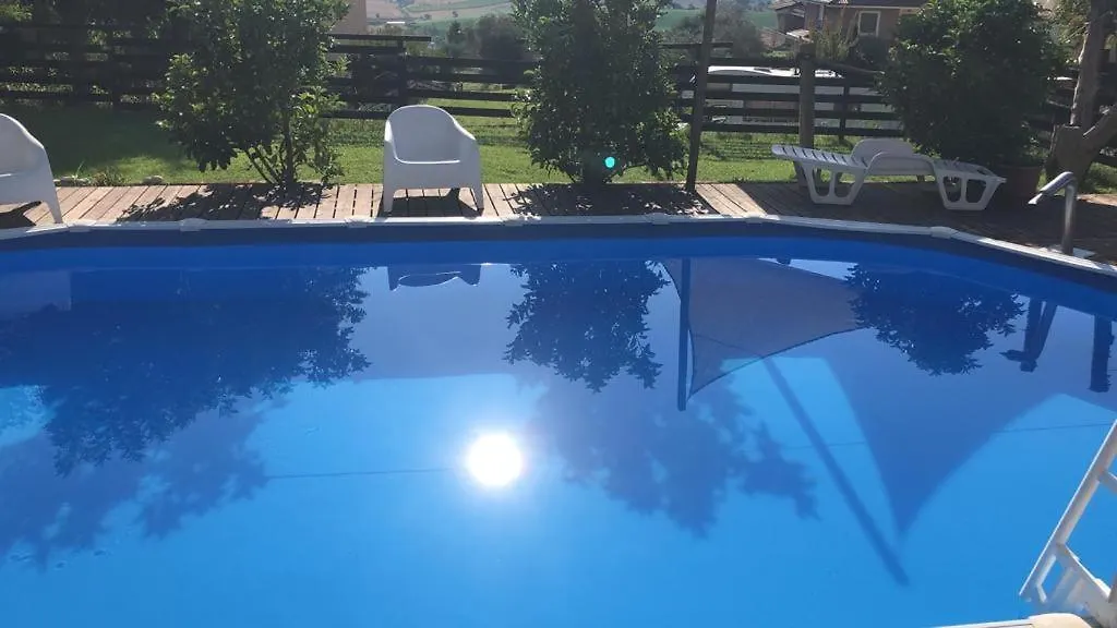 Ca'Silvia Bed & Breakfast San Savino